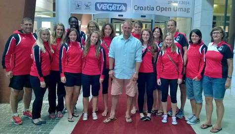 Faustball Nationalteam Frauen trifft Thomas Muster in Umag, Kroatien